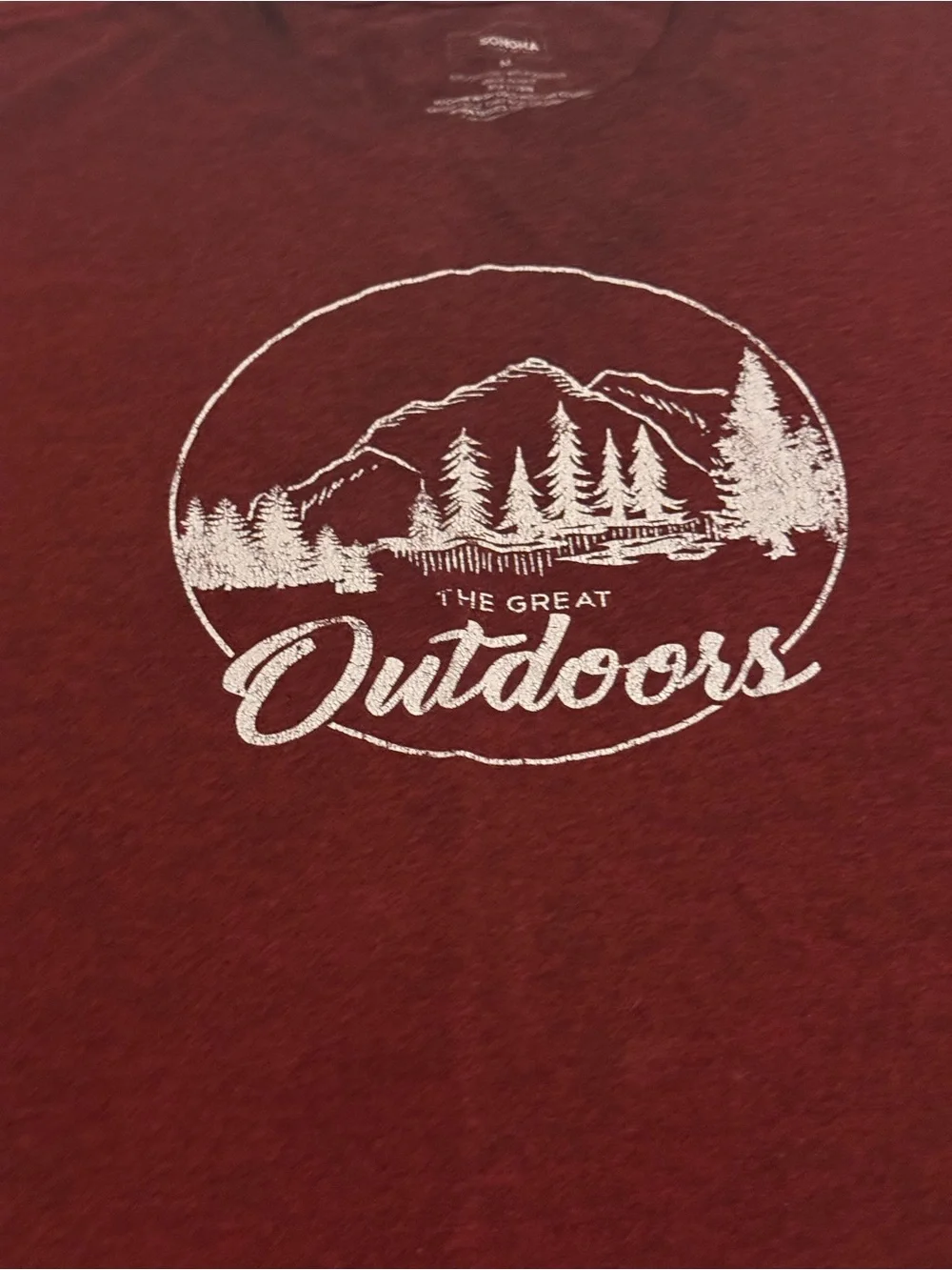 'The Great Outdoors' Graphic Tee - Burgundy